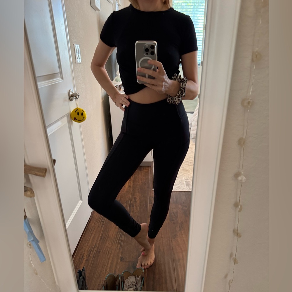 Lilly Pulitzer Luxletic Black High Waisted leggings XS